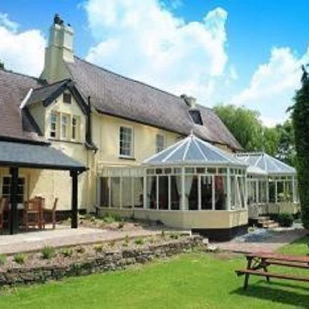 Plas Derwen Hotel Abergavenny Bagian luar foto