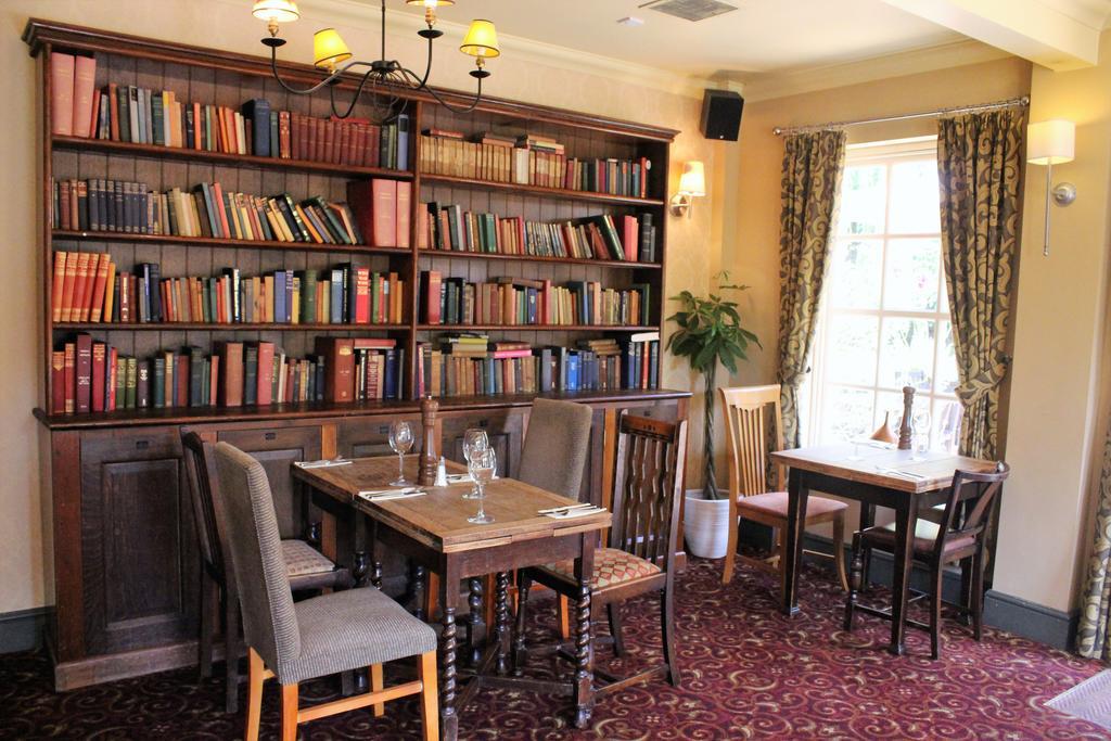 Plas Derwen Hotel Abergavenny Bagian luar foto