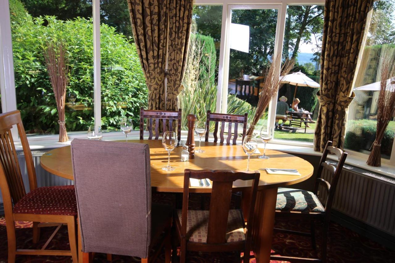 Plas Derwen Hotel Abergavenny Bagian luar foto