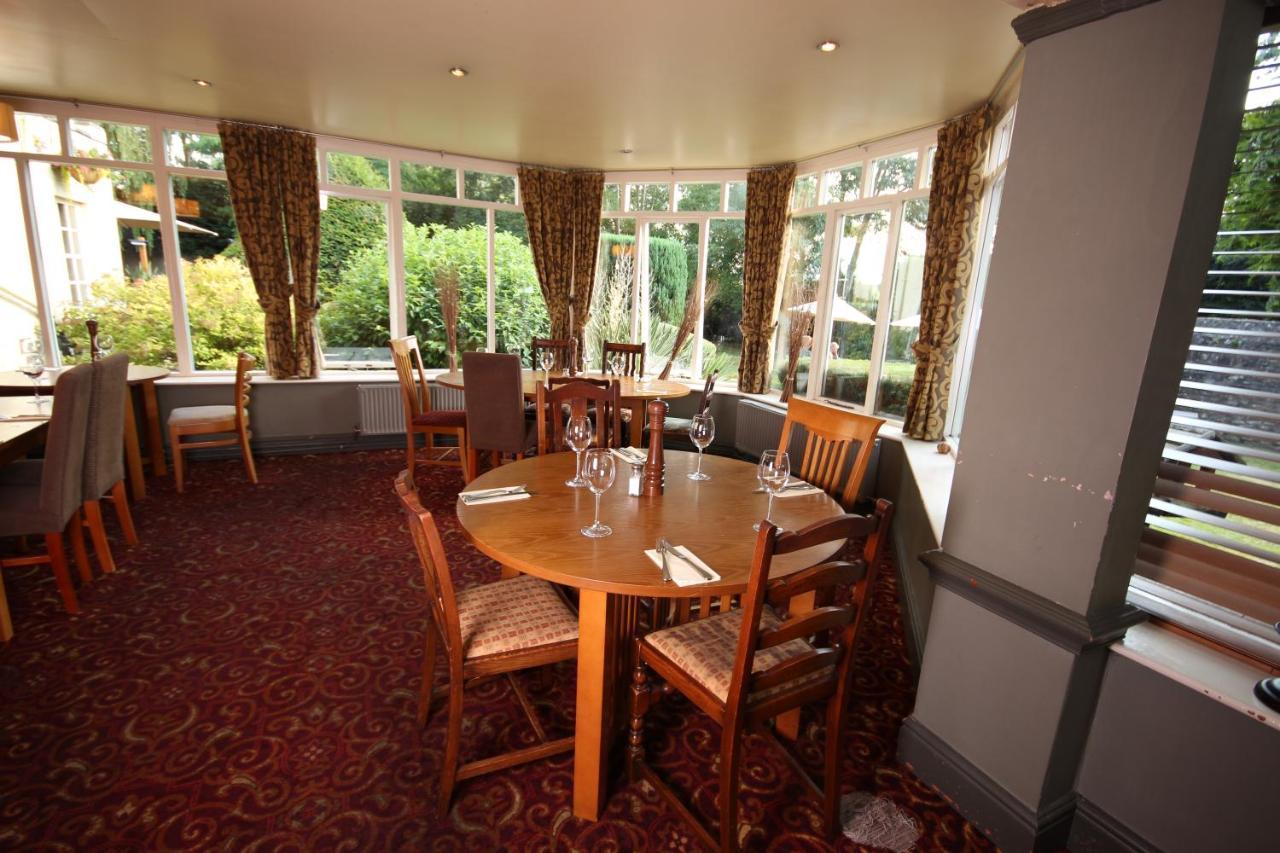 Plas Derwen Hotel Abergavenny Bagian luar foto