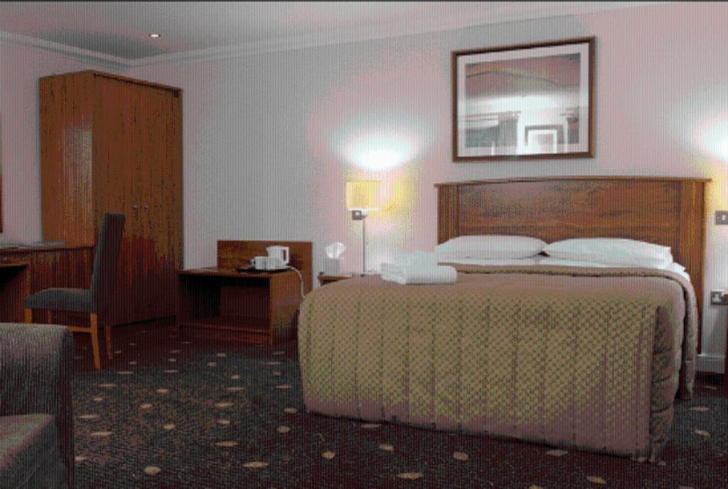 Plas Derwen Hotel Abergavenny Bagian luar foto